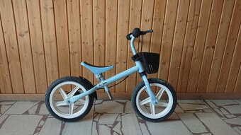 Dětské odrážedlo