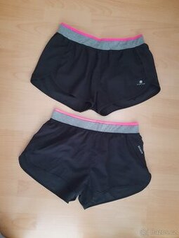 Dvoje kraťasy Domyos vel  XS