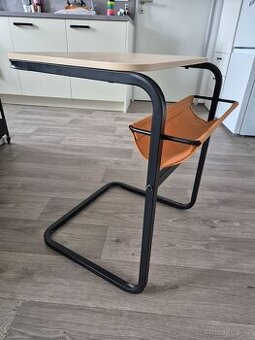Odkládací stolek z Ikea