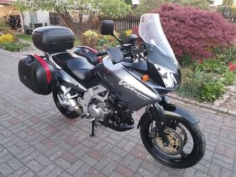 Suzuki DL1000 V-Strom K2
