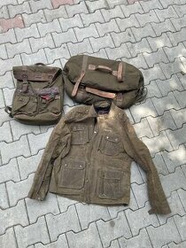 Royal Enfield bunda, batoh a taška na motorku