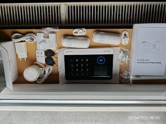 GSM WiFi alarm tuya app smart live app
