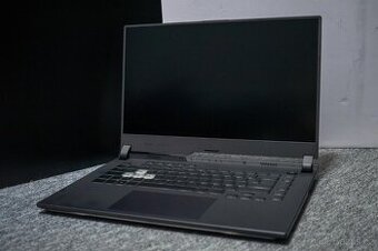 ASUS ROG Strix G15 G513