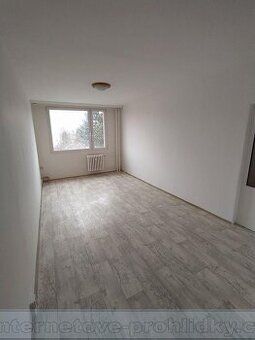 2+kk P4 Chodov, Podjavorínské, BB00001B