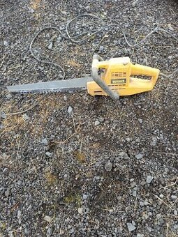Pila na cihle DeWALT