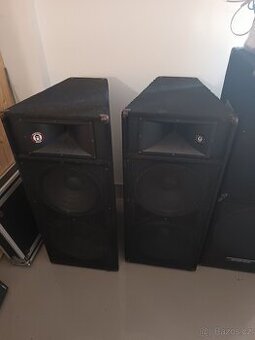 Reproduktory Yamaha a bosse