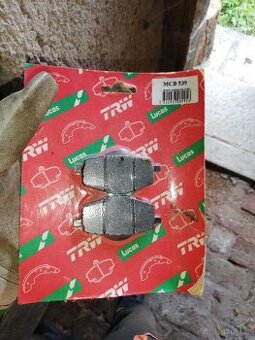 Brzdové destičky Yamaha DT 125