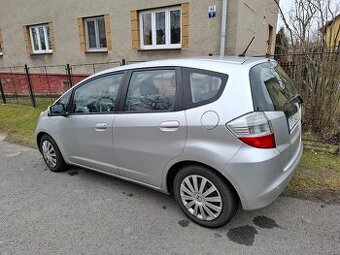 Honda Jazz 1.4 i-VTEC benzín manuál 73 kw
