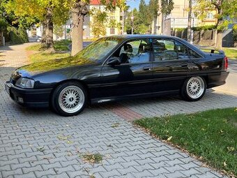 Opel Omega 3000 24V