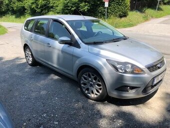 Ford Focus 1,6 i 74 kw