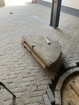 Betonový kryt studny 130x 7,5 Cm