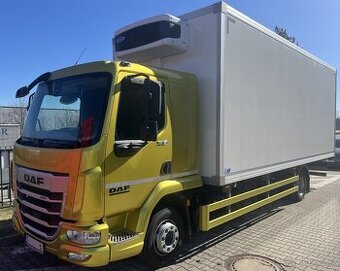 DAF XB 210 FA s chladírenskou nástavbou