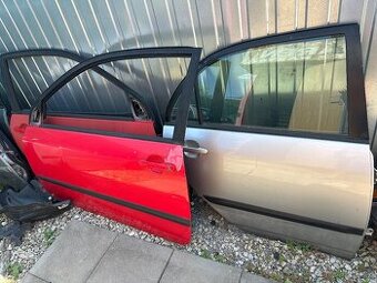 Predám dvere sklo zámok kľučka Toyota Corolla 2002-2007