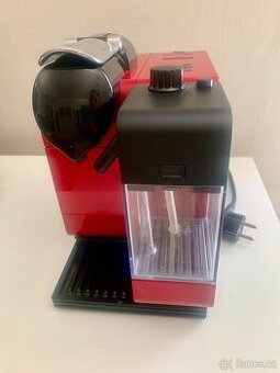 Nespresso kávovar
