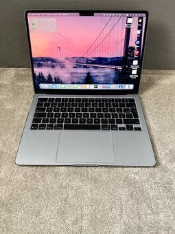 MacBook Air 13,6 2025 M4, 16GB, 256GB, záruka