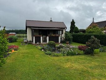 Prodej zahrady 386 m² s chatou v obci Žichov