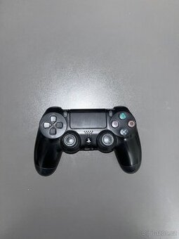Ovladač PS4