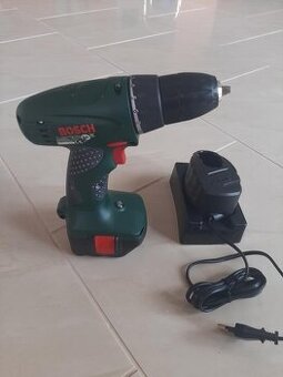 Bosch aku vrtací šroubovák