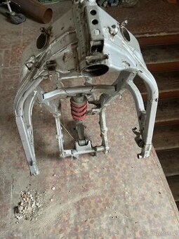 Kostra na Hondu CBR 600f