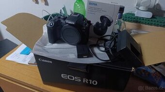 Canon EOS R10