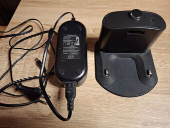 PRODÁNO Nabíjecí stanice se zdrojem iRobot - model 17063