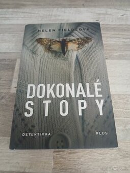 Dokonalé stopy - Helen Fields
