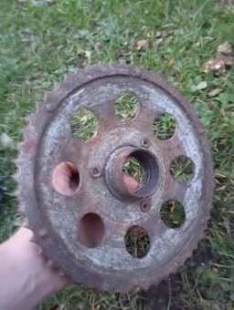 Prodám náhradní díly Jawa