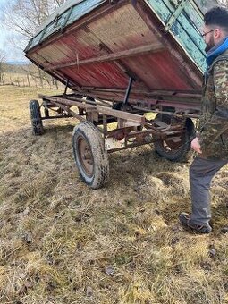 Vlek sklápěcí za traktor