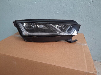 ŠKODA OCTAVIA 4 - SVĚTLO