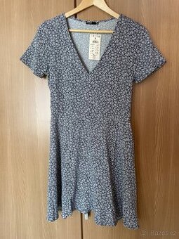 Prodám šaty vel.S