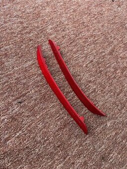 boční prahy a odrazky BMW f30