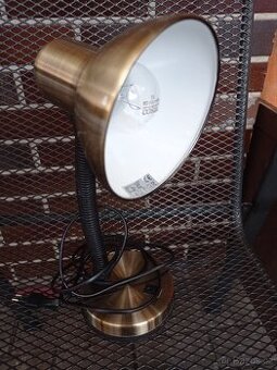 Stolní lampa
