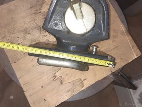 Posuvný závěs Scharmüller