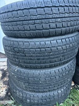 215/70r16c