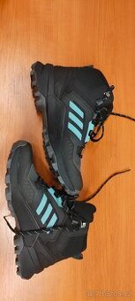Nové ADIDAS dámské outdorové boty 39 1/3, PC 4.699,-