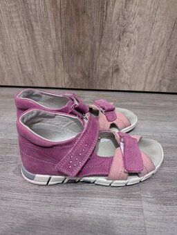 Dětské sandálky Santé vel. 33