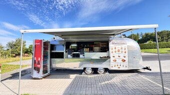 Airstream Overlander 26