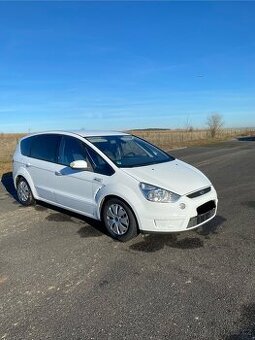 Ford S-Max 2.0 107kw 7.místné