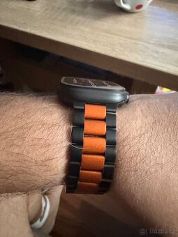 Titanový řemínek Apple Watch