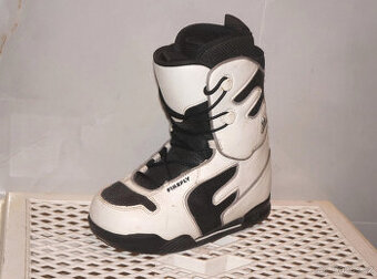 Dětské snowboardové boty 37 Firefly vel. 23,5 (4UK ; 37EU).