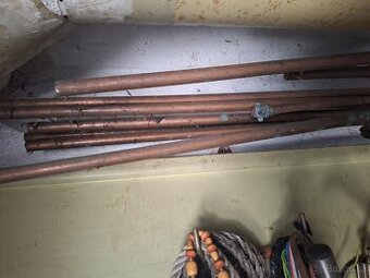 Měděné trubky silnostěnné 1 kg za 250kč