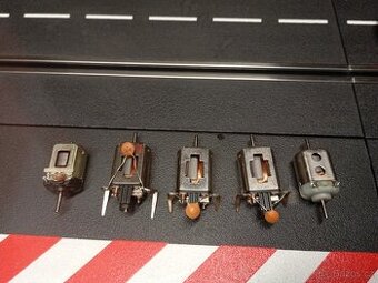 Motory a díly autodráhy SCX Digital, použité, funkční