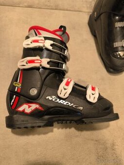 Sjezdové lyžařské boty Nordica