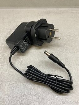 Nabíječka 21V, 0.5A