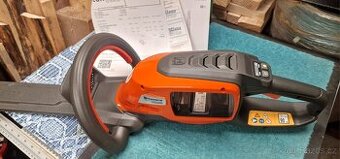 Prodávám aku plotostřih Husqvarna 215i HD45 (solo)