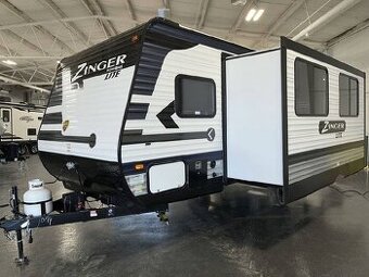 Americký obytný přívěs Zinger 18DS Výsuv DPH - 1