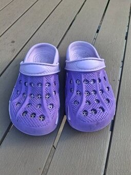 Pantofle / nazouváky