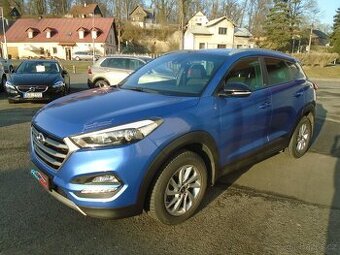 Hyundai Tucson 1.7 CRDI  1. Majitel,  Servisní knížka, ČR