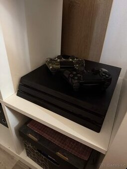 Playstation 4 pro 1Tb