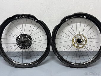 Kompletní sada kol na ráfcích DT Swiss